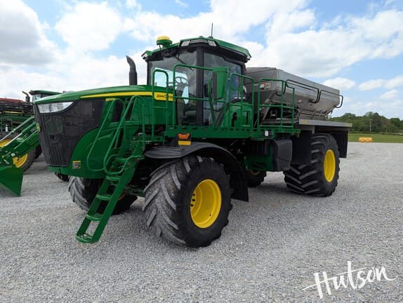 Image of John Deere 800R equipment image 1