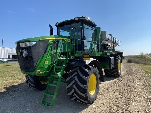 Image of John Deere 800R Primary image