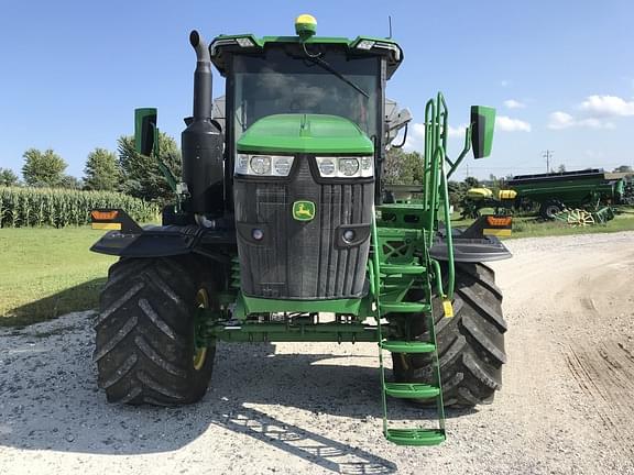 Image of John Deere 800R equipment image 1