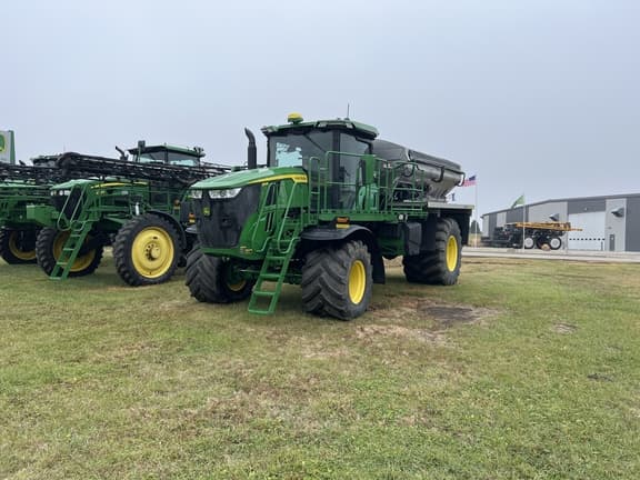 Image of John Deere 800R equipment image 3