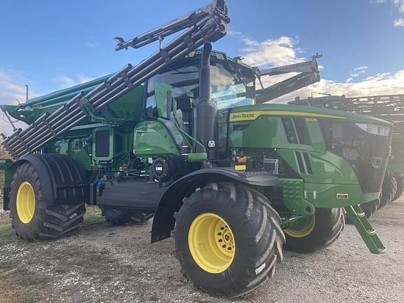 Image of John Deere 800R equipment image 4