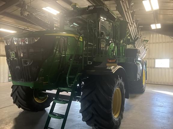 Image of John Deere 800R equipment image 4