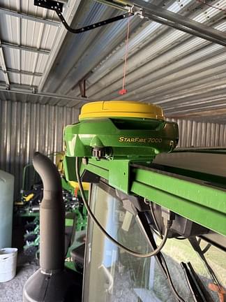 Image of John Deere 800R equipment image 3