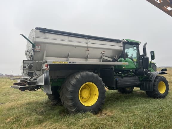 Image of John Deere 800R equipment image 4