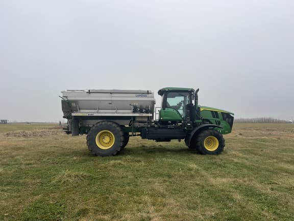 Image of John Deere 800R equipment image 4