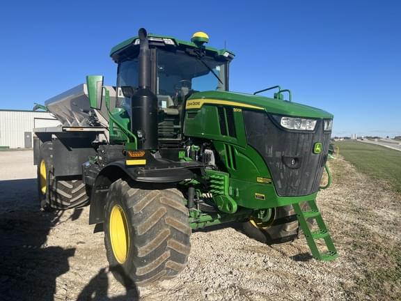 Image of John Deere 800R equipment image 1
