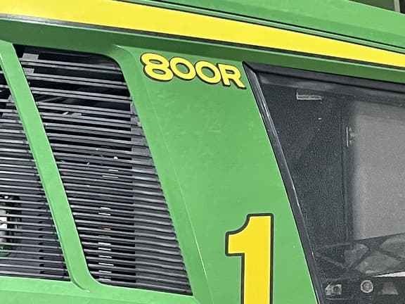 Image of John Deere 800R equipment image 4
