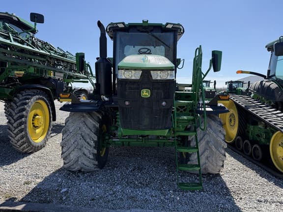 Image of John Deere 800R equipment image 2