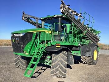 2022 John Deere 800R Equipment Image0