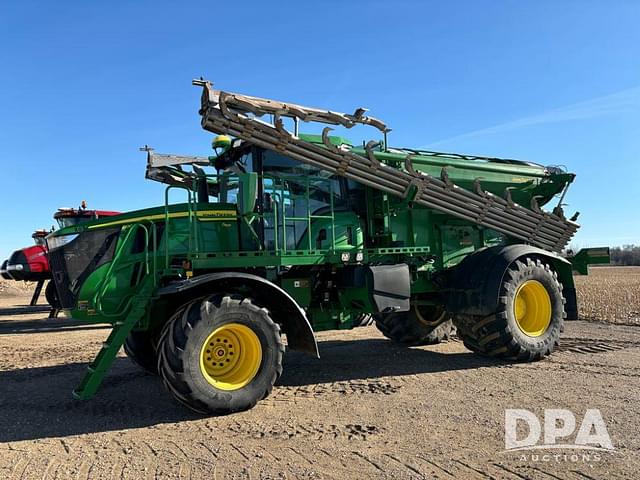 Image of John Deere 800R equipment image 1