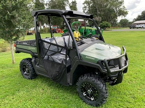 Image of John Deere XUV 835M equipment image 3