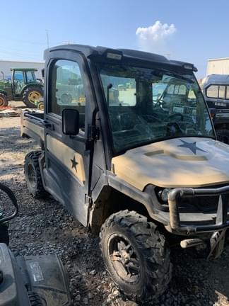 Image of John Deere XUV 835M Honor Edition equipment image 1