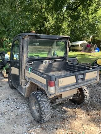 Image of John Deere XUV 835M Honor Edition equipment image 2