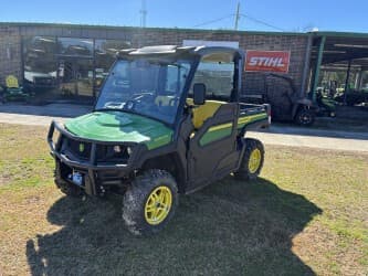 Image of John Deere XUV 835M equipment image 3