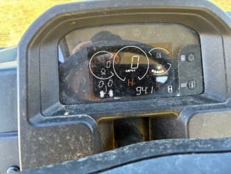 Image of John Deere XUV 835M equipment image 2