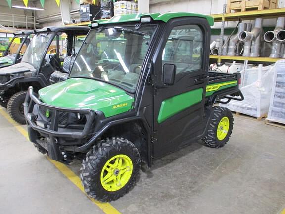 Image of John Deere XUV 835R Primary image