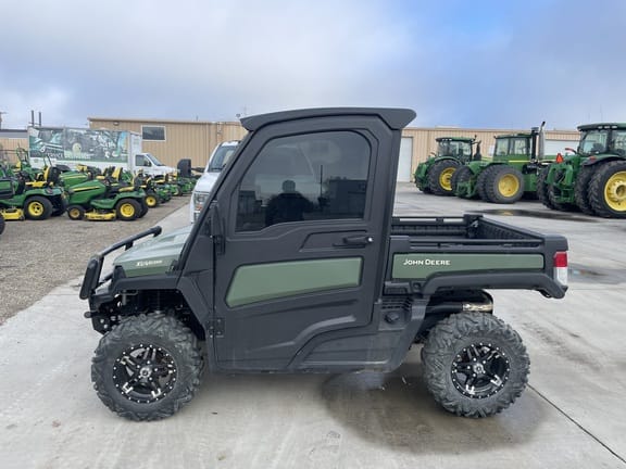 Main image John Deere XUV 835R