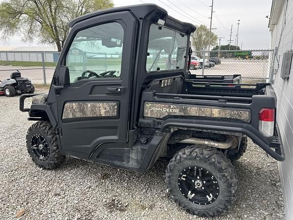 Image of John Deere XUV 835R equipment image 3