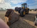 2022 John Deere 844L Image