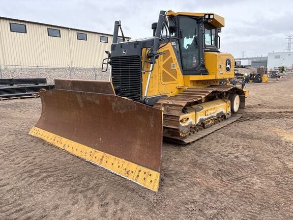 2022 John Deere 850L Equipment Image0