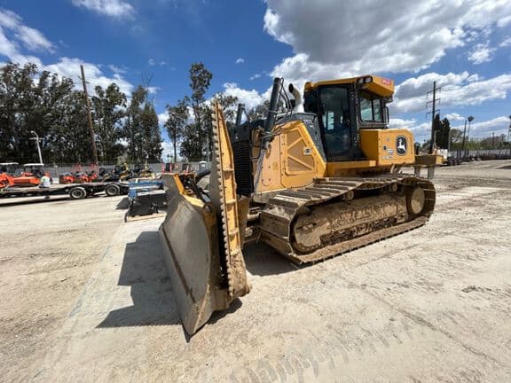 Image of John Deere 850L WLT Primary image