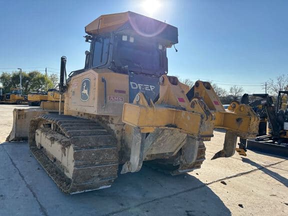Image of John Deere 850L equipment image 2