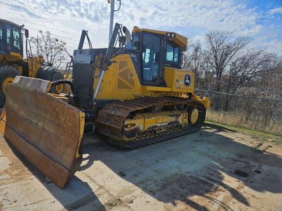 Image of John Deere 850L LGP equipment image 1