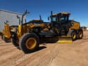 2022 John Deere 872G Image