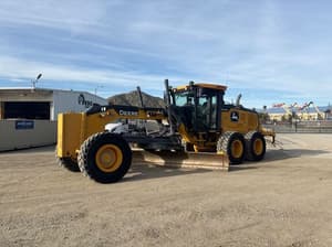 2022 John Deere 872G Image