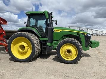 Main image John Deere 8R 230