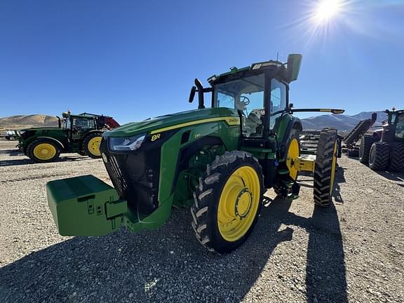 Image of John Deere 8R 230 Primary image