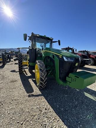 Image of John Deere 8R 230 equipment image 3