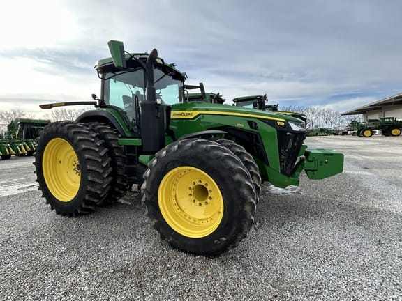 2022 John Deere 8R 230 Equipment Image0