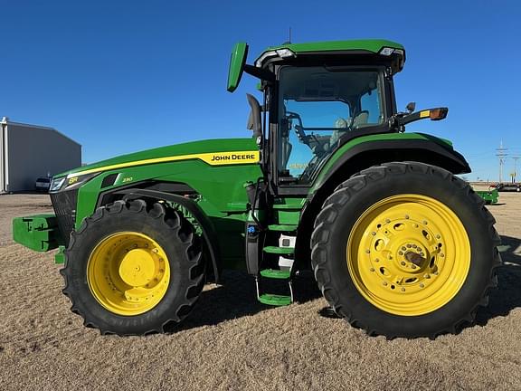 Image of John Deere 8R 230 Primary image