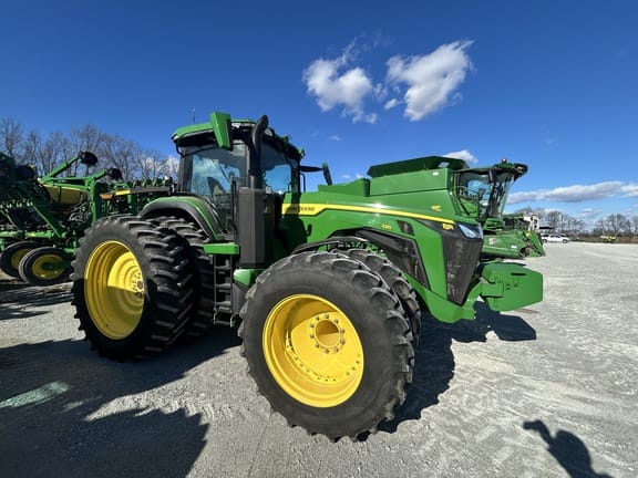 Main image John Deere 8R 230