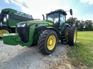 2022 John Deere 8R 230 Image