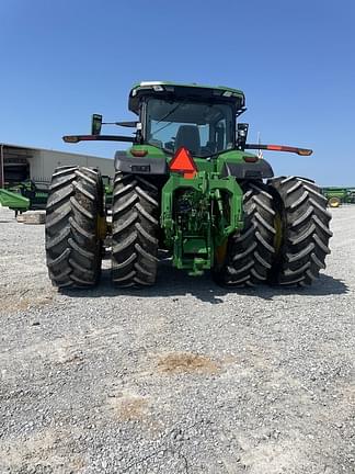 Image of John Deere 8R 230 equipment image 3