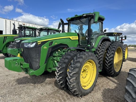 2022 John Deere 8R 230 Equipment Image0
