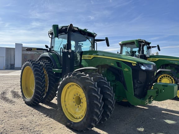 2022 John Deere 8R 230 Equipment Image0