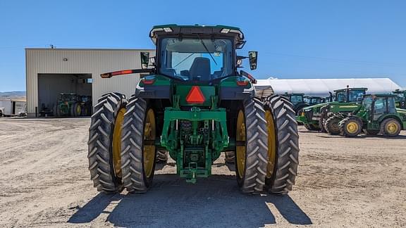 Image of John Deere 8R 230 equipment image 3