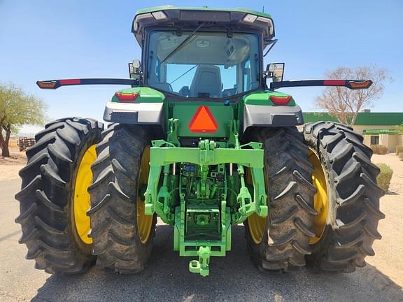 Image of John Deere 8R 230 equipment image 3