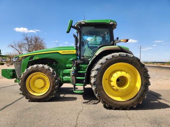 Image of John Deere 8R 230 Primary image