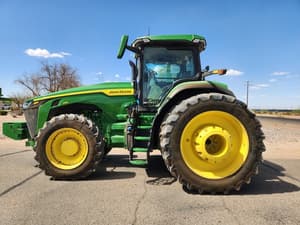 2023 John Deere 8R 230 Image