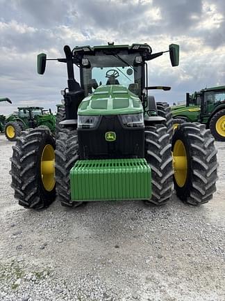 Image of John Deere 8R 250 equipment image 2