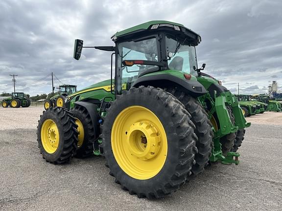 Image of John Deere 8R 250 equipment image 2