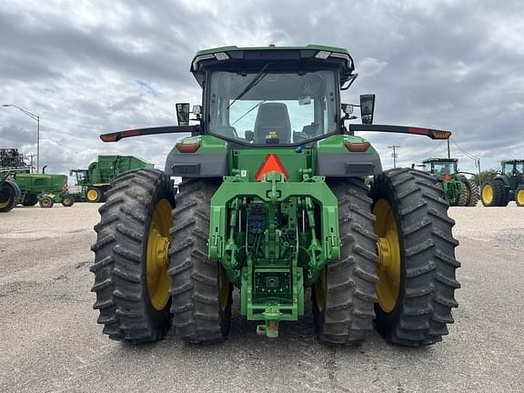 Image of John Deere 8R 250 equipment image 3