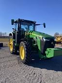 2022 John Deere 8R 250 Image