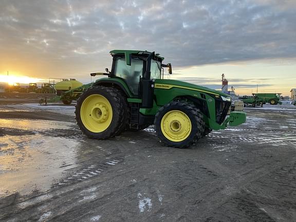 2022 John Deere 8R 250 Equipment Image0