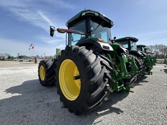 Image of John Deere 8R 250 equipment image 4