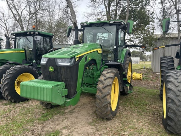 2022 John Deere 8R 250 Equipment Image0